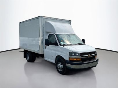 New 2024 Chevrolet Express 3500 w/ Power Convenience Package