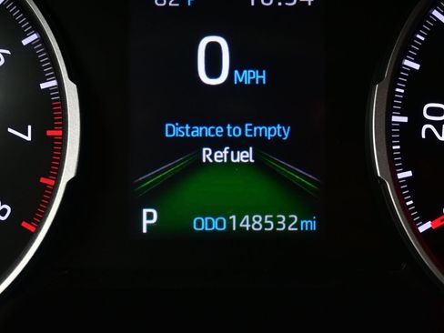 Used 2021 Toyota RAV4 XLE AWD/4WD image 23