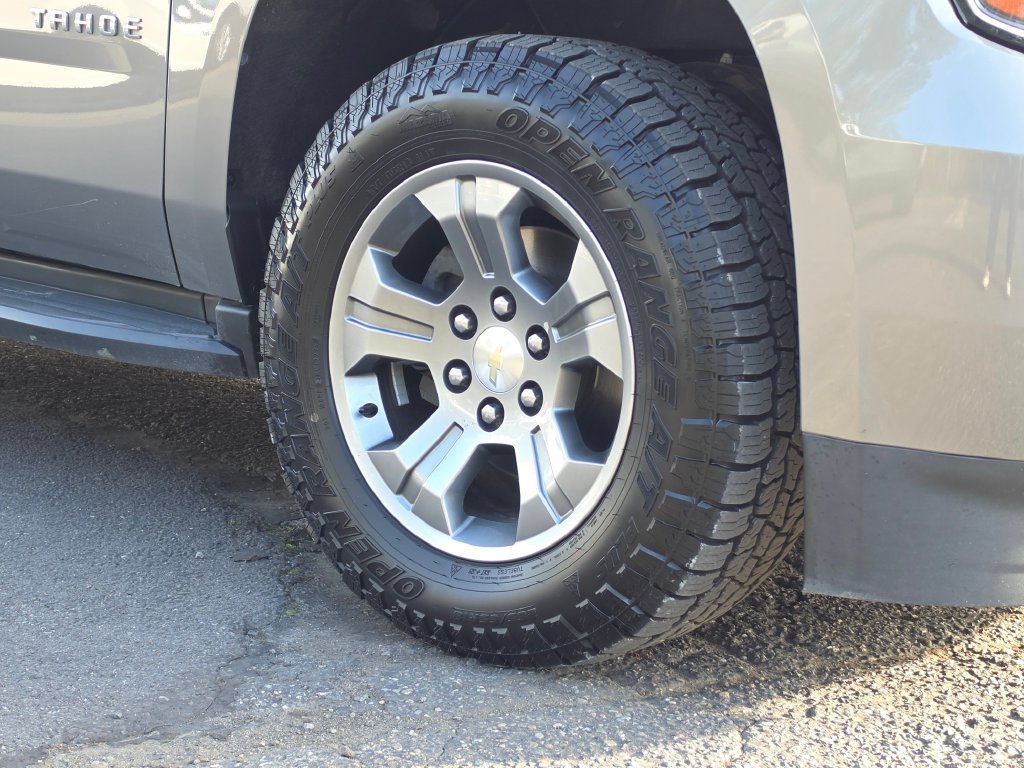 Used 2018 Chevrolet Tahoe LS w/ Skid Plate Package AWD/4WD image 9