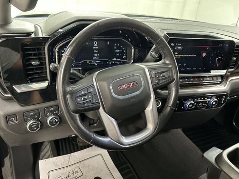 Used 2022 GMC Sierra 1500 Elevation AWD/4WD image 4