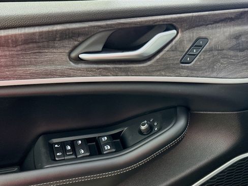 Used 2024 Jeep Grand Cherokee Limited 4xe AWD/4WD image 22