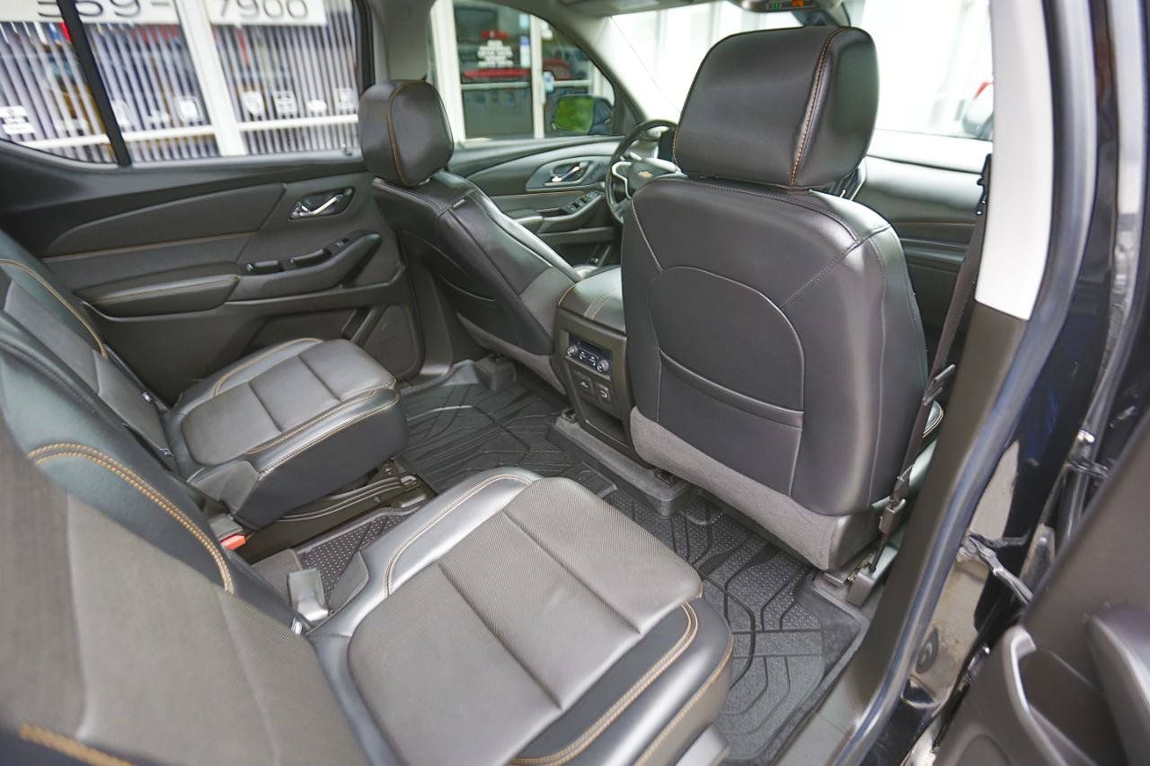 Used 2018 Chevrolet Traverse Premier w/ Driver Confidence II Package FWD image 15
