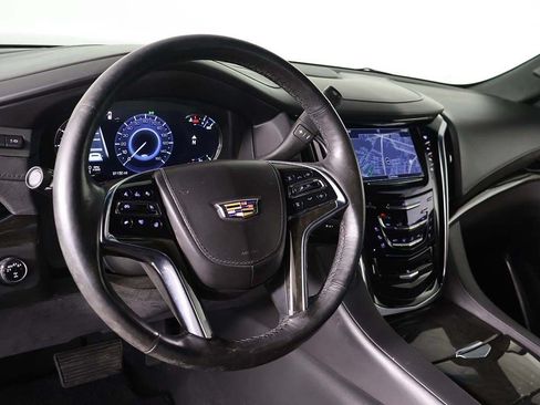 Used 2020 Cadillac Escalade Platinum AWD/4WD image 30