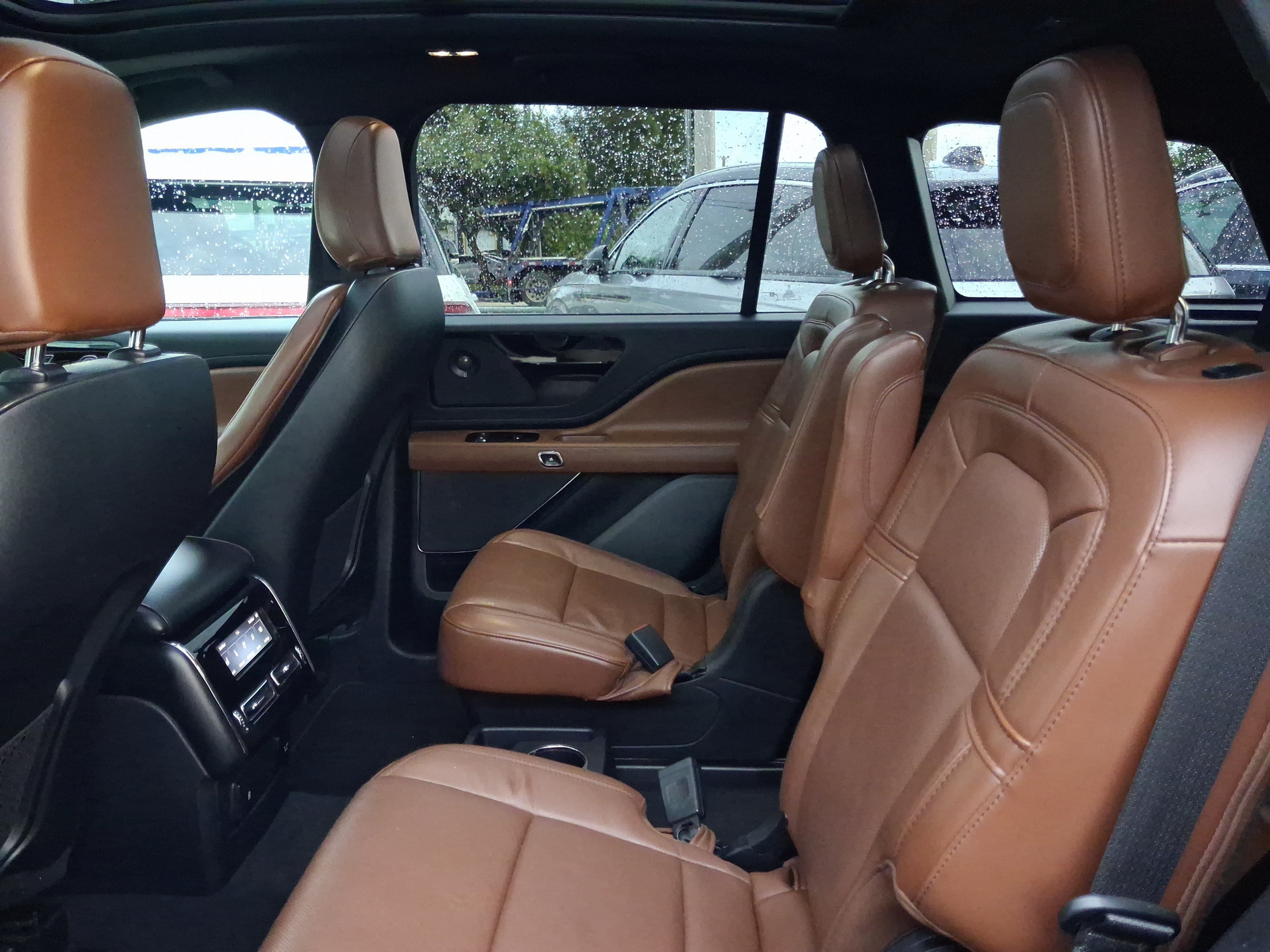 Certified 2021 Lincoln Aviator Reserve w/ Elements Package Plus RWD image 6