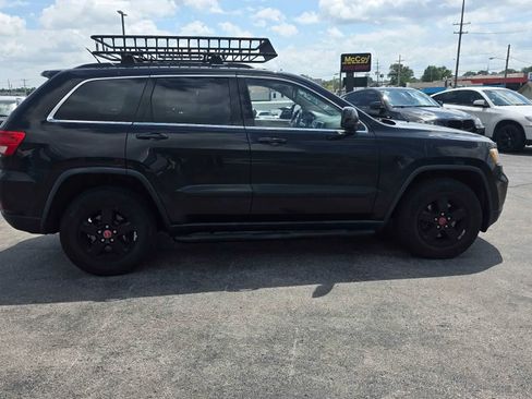 Used 2012 Jeep Grand Cherokee Laredo w/ Laredo E Group AWD/4WD image 10