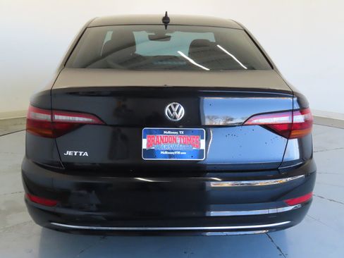 Used 2019 Volkswagen Jetta SEL image 5