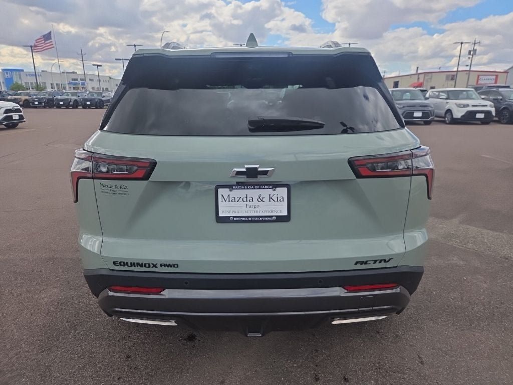 Used 2025 Chevrolet Equinox ACTIV w/ Safety and Technology Package AWD/4WD image 6