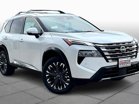 New 2026 Nissan Rogue Platinum image 2