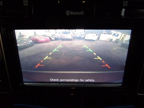 Used 2017 Nissan Leaf SL w/ Protection Package image 14