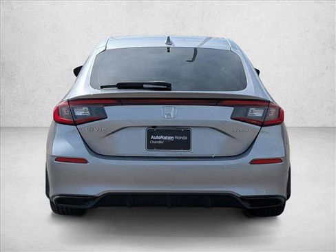 Used 2025 Honda Civic Sport image 6