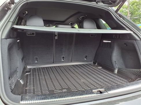 Used 2023 Audi SQ5 Premium Plus w/ Premium Plus Package image 19