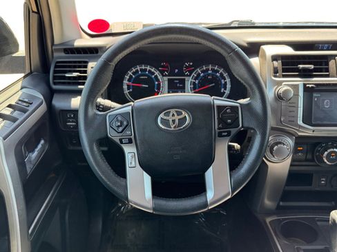 Used 2015 Toyota 4Runner SR5 RWD image 13