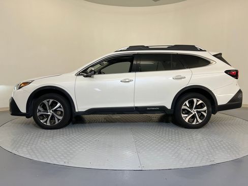 Used 2022 Subaru Outback Touring XT image 2