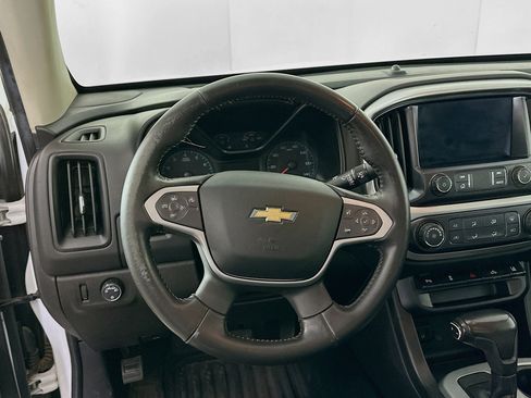 Used 2021 Chevrolet Colorado LT w/ Fleet Safety Package image 17