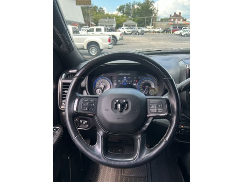 Used 2022 RAM 3500 Limited w/ Night Edition AWD/4WD image 15