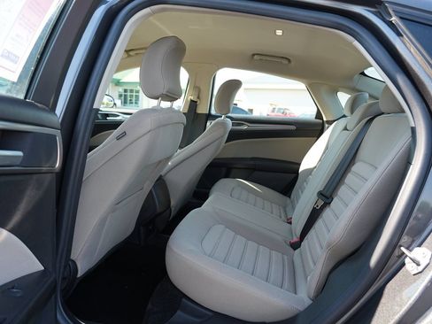 Used 2018 Ford Fusion S FWD image 18
