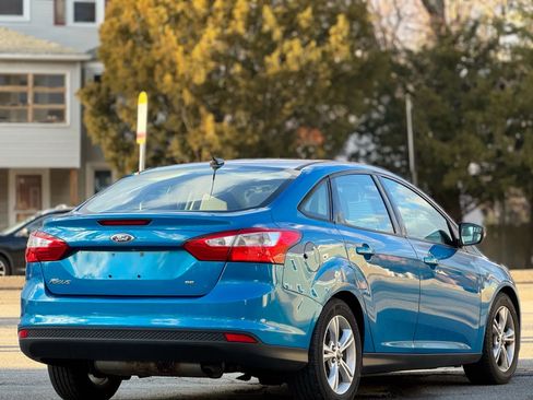 Used 2014 Ford Focus SE w/ SE Winter Package image 7