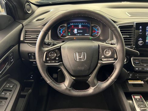 Used 2020 Honda Pilot Black Edition image 15