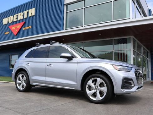 Used 2021 Audi Q5 Prestige w/ Prestige Package AWD/4WD image 1