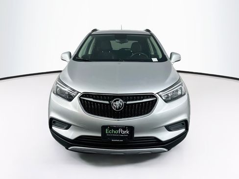 Used 2018 Buick Encore Preferred FWD image 2