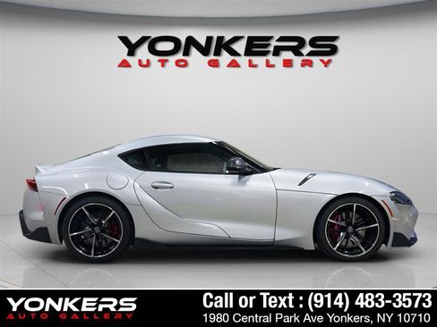 Used 2022 Toyota Supra Premium image 12