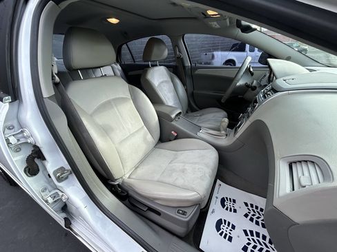 Used 2010 Chevrolet Malibu LT w/ HFV6 Engine Package image 17