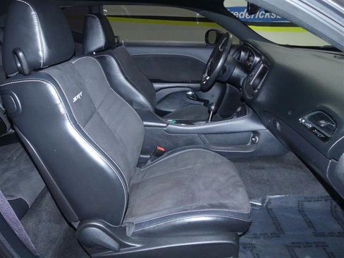 Used 2015 Dodge Challenger SRT Hellcat image 7