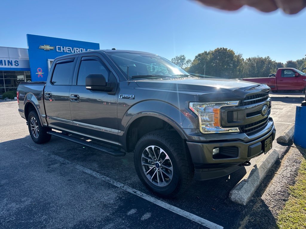 Used 2018 Ford F150 XLT w/ Equipment Group 302A Luxury AWD/4WD image 2