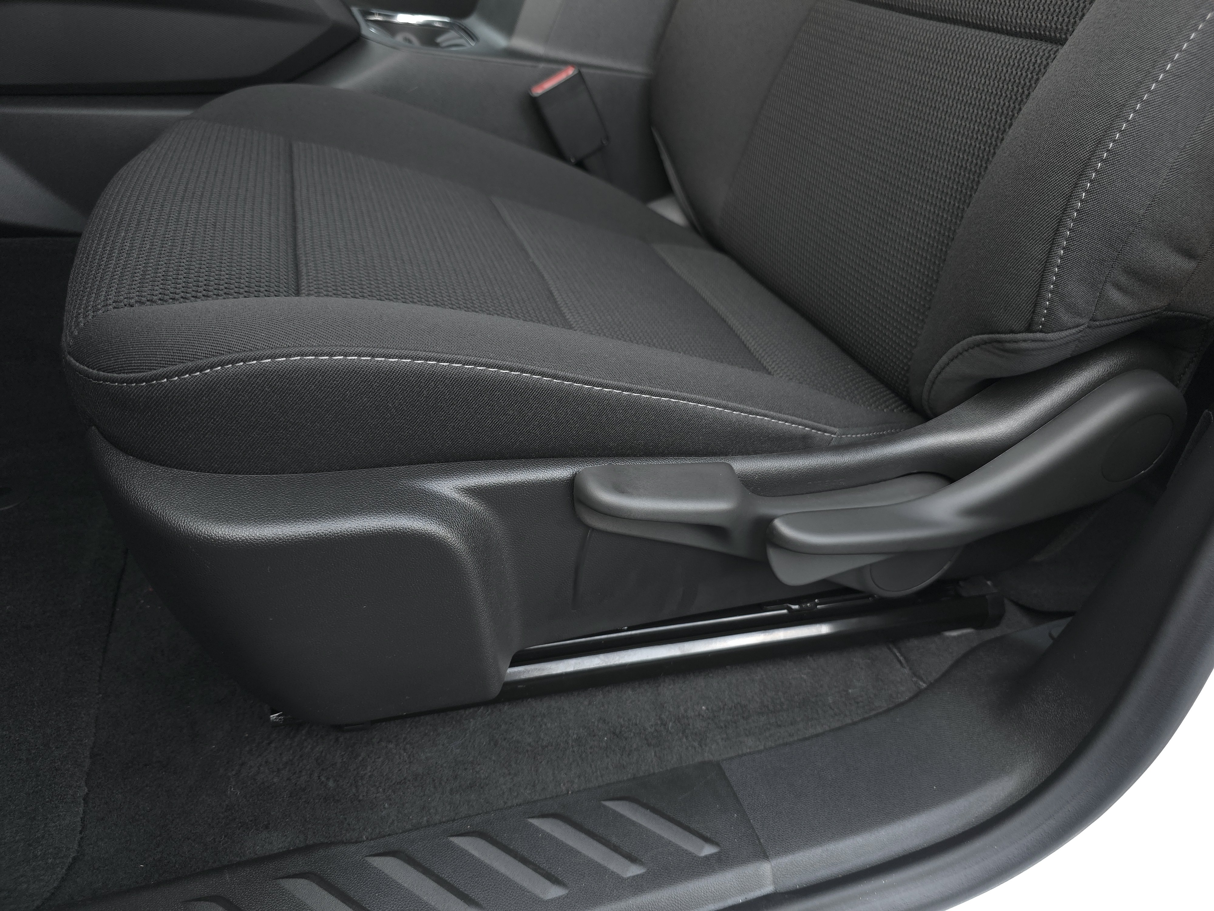 New 2026 GMC Canyon Elevation RWD image 11
