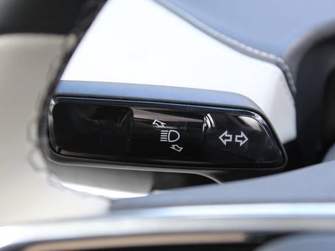 Used 2026 Lincoln Navigator Reserve AWD/4WD image 17