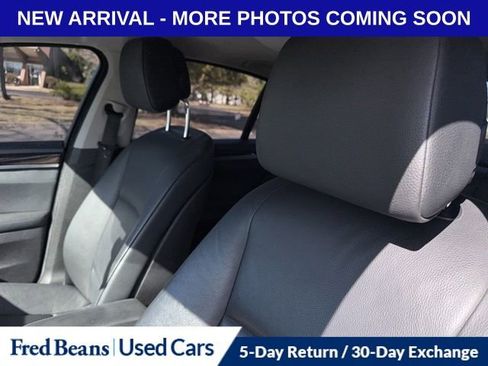 Used 2011 BMW 535i xDrive Sedan image 10