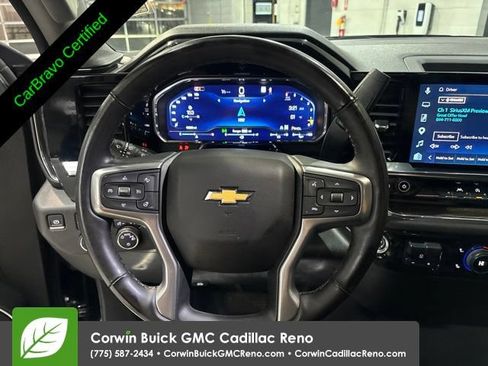 Certified 2025 Chevrolet Silverado 1500 LT AWD/4WD image 18