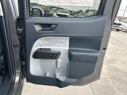New 2025 Ford Maverick XLT w/ XLT Luxury Package image 16
