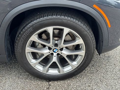 Used 2022 BMW X5 sDrive40i w/ Premium Package RWD image 12