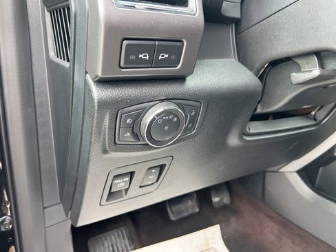 Used 2020 Ford F150 XLT w/ Equipment Group 302A Luxury image 8