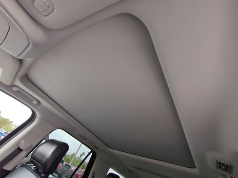 Used 2025 Ford Expedition Max Platinum image 21