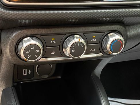 Used 2025 Nissan Kicks Play S FWD image 17