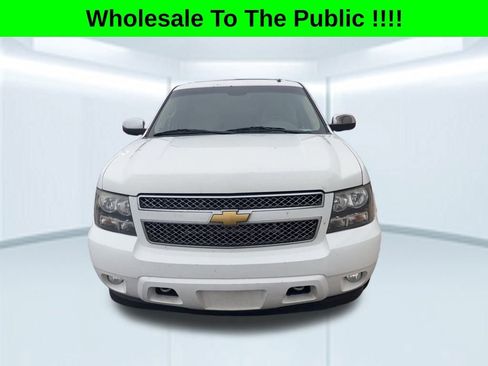 Used 2013 Chevrolet Suburban LT w/ All-Star Edition image 2