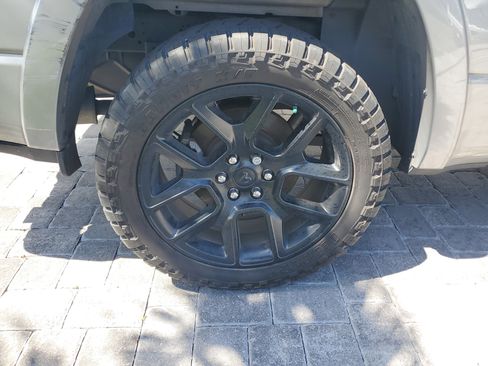 Used 2022 RAM 1500 Laramie image 6