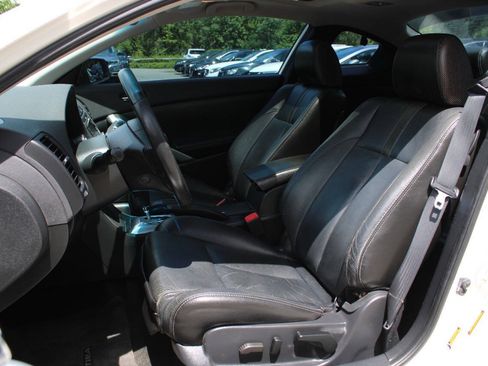 Used 2011 Nissan Altima 2.5 S w/ 2.5S Premium Pkg FWD image 23