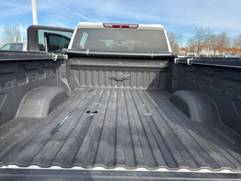 Used 2022 Chevrolet Silverado 2500 Custom w/ Custom Value Package image 28