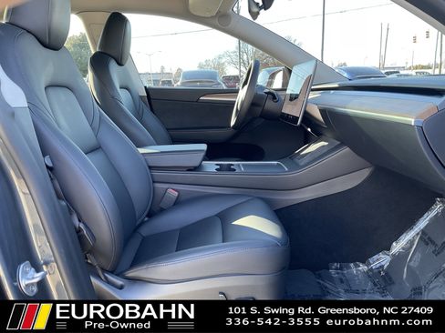 Used 2023 Tesla Model Y Long Range image 20