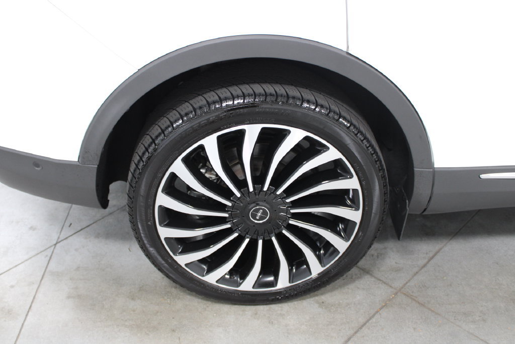 Used 2023 Lincoln Nautilus Black Label w/ Class II Trailer Tow Package AWD/4WD image 64