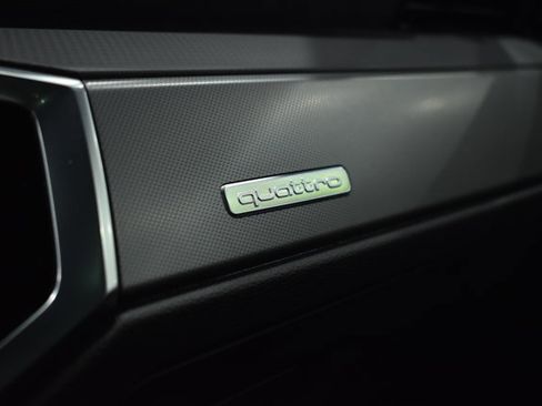 Used 2024 Audi Q3 2.0T Premium Plus w/ Premium Plus Package image 25