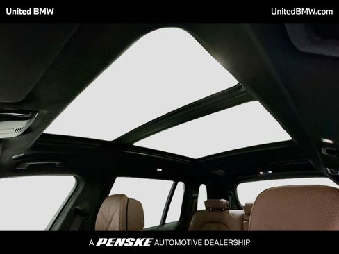 Used 2026 BMW X7 xDrive40i w/ Executive Package image 12
