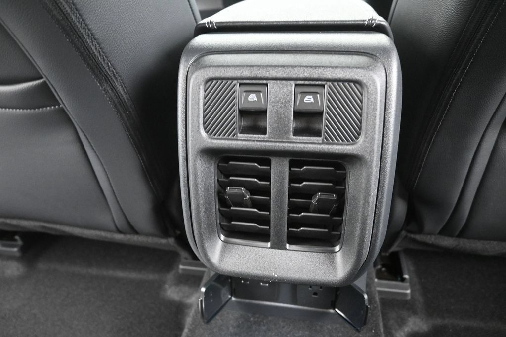 New 2026 Ford Bronco Outer Banks AWD/4WD image 29