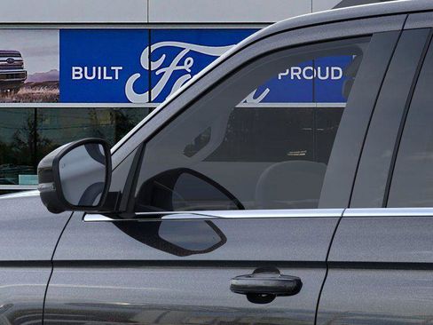 New 2025 Ford Expedition Platinum w/ Driver's Package image 20