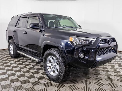 Used 2016 Toyota 4Runner SR5 Premium AWD/4WD image 13