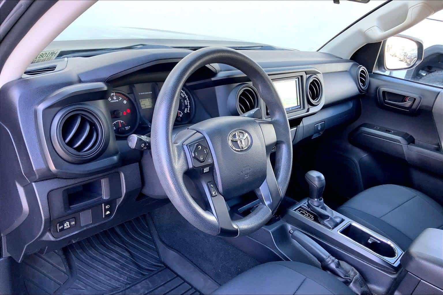 Used 2017 Toyota Tacoma SR w/ Tow Package AWD/4WD image 2