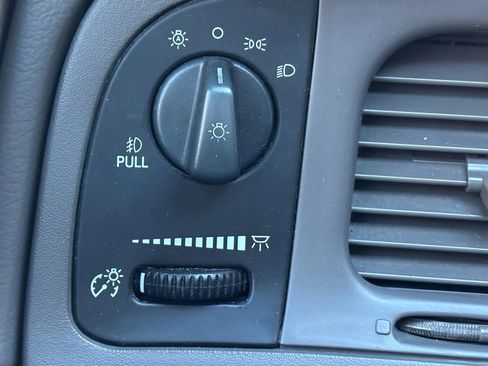 Used 2009 Mercury Grand Marquis LS image 31